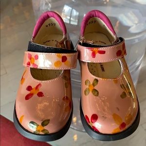 Leather Shoes sz25 toddler by Aster Made in France